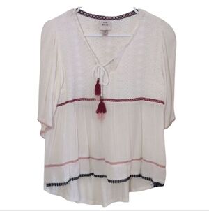 💲⬇️Knox Rose White Blouse with Pink and Dark Accents, Wide Sleeves, Size Medium